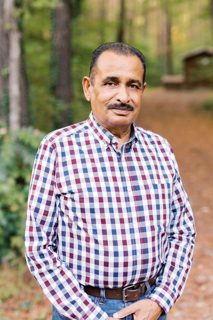 Mr. Vikrambhai Mehta Profile Photo