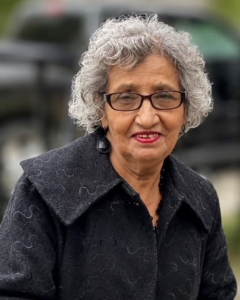 Guadalupe P. Robles Profile Photo