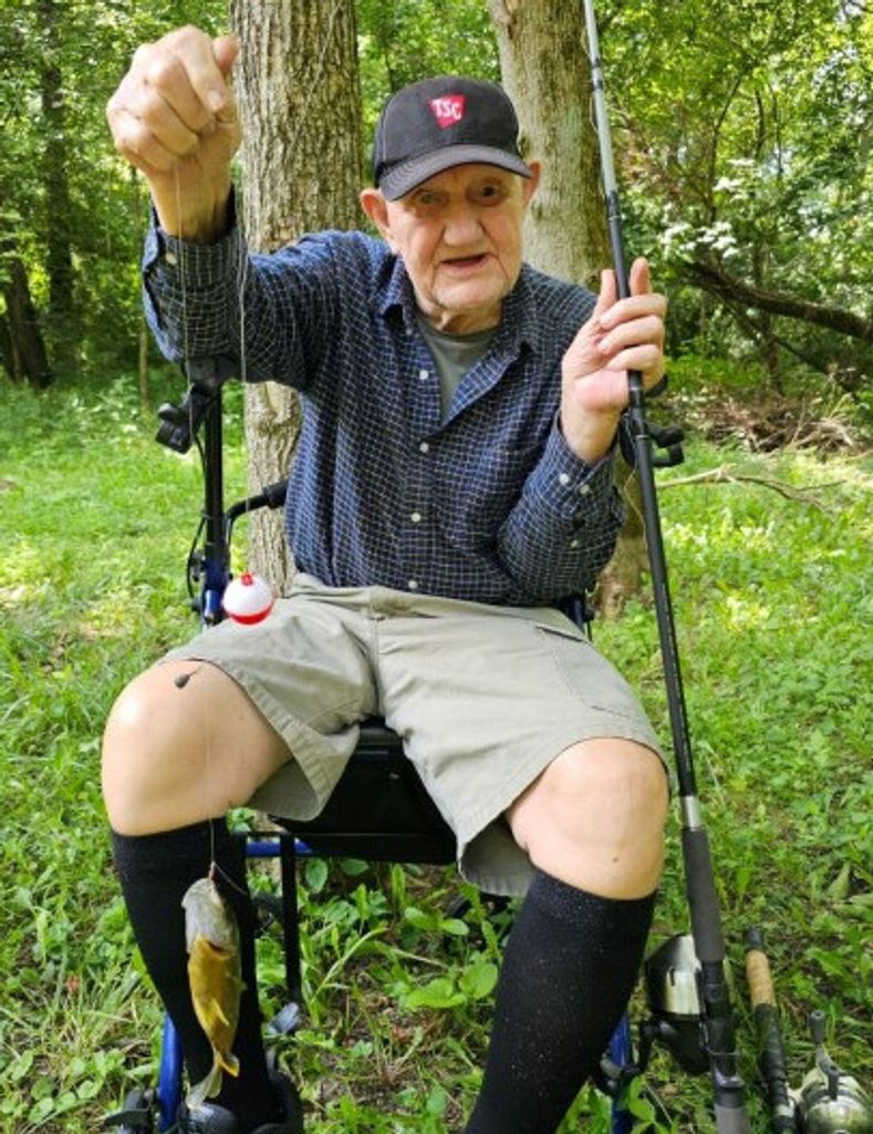 Lloyd E. "Dash" Eggleton Profile Photo