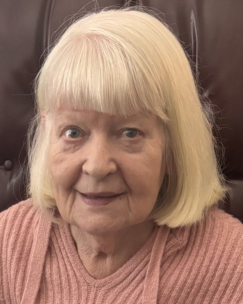 Rosemarie Hebert Profile Photo
