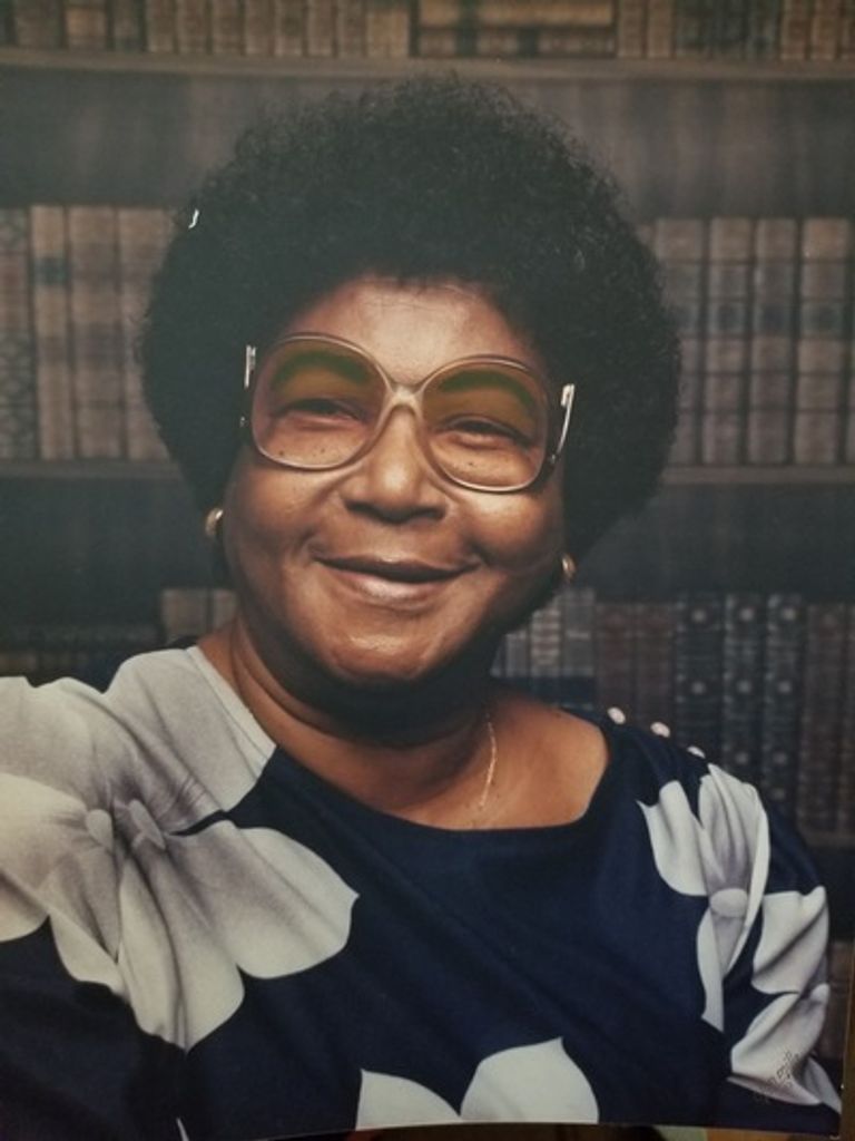 Hattie Bell Elliott Profile Photo