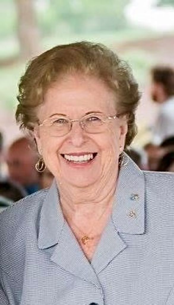 Helen Born Day