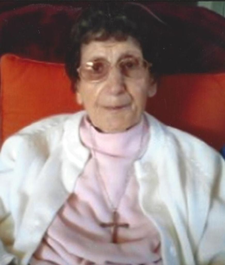 Lena 'Lee' Patterson