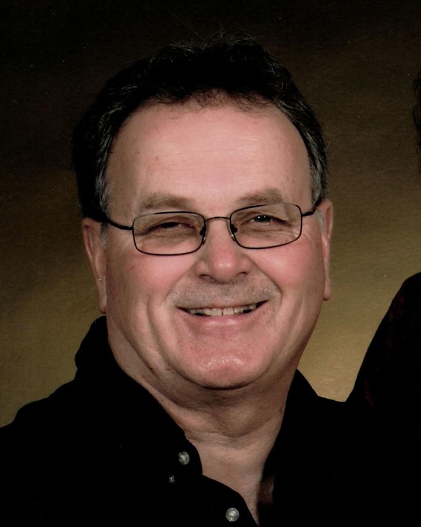 Tom Combs Profile Photo