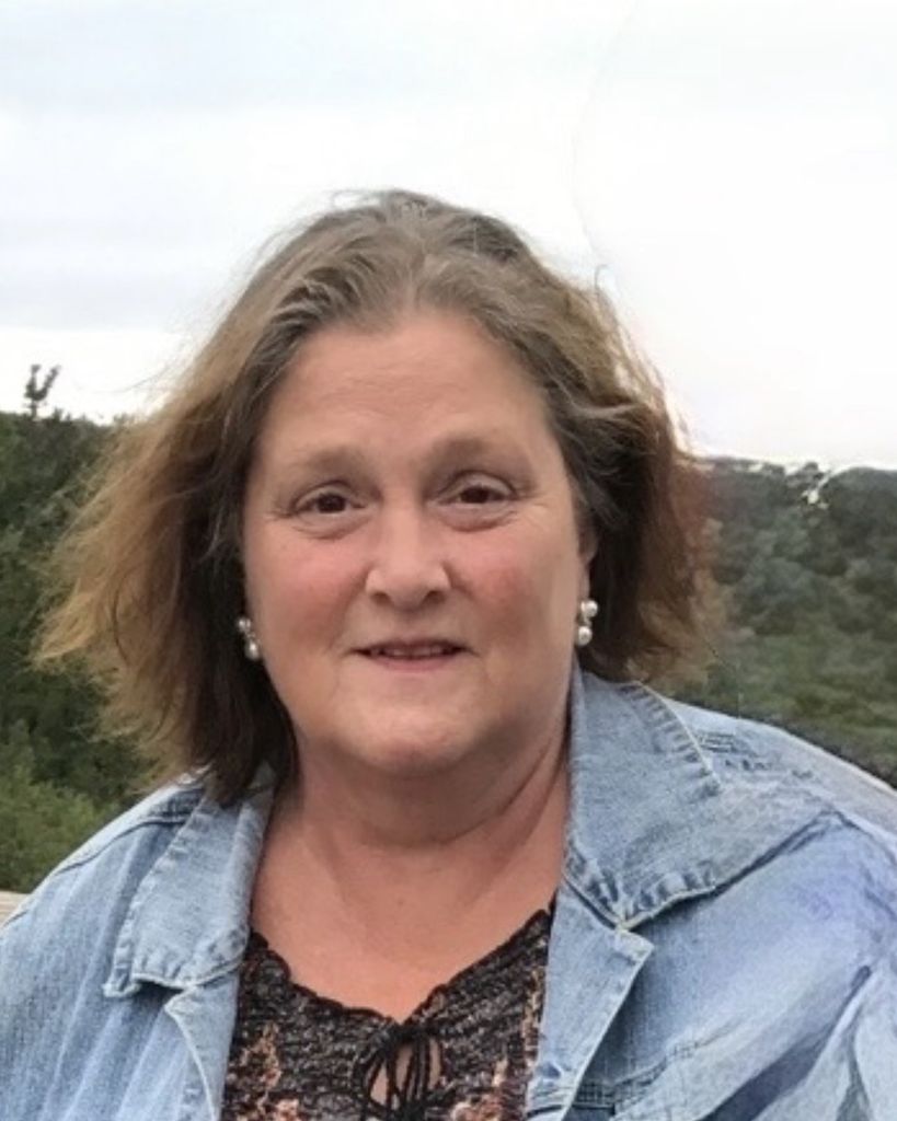 Cindy Leigh Genevro Profile Photo