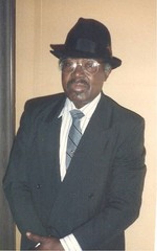 Cloy Elmore Profile Photo