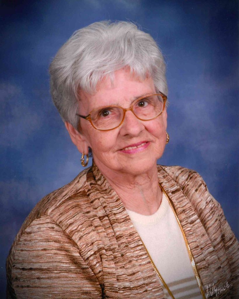Elizabeth Crosland Massalon Profile Photo