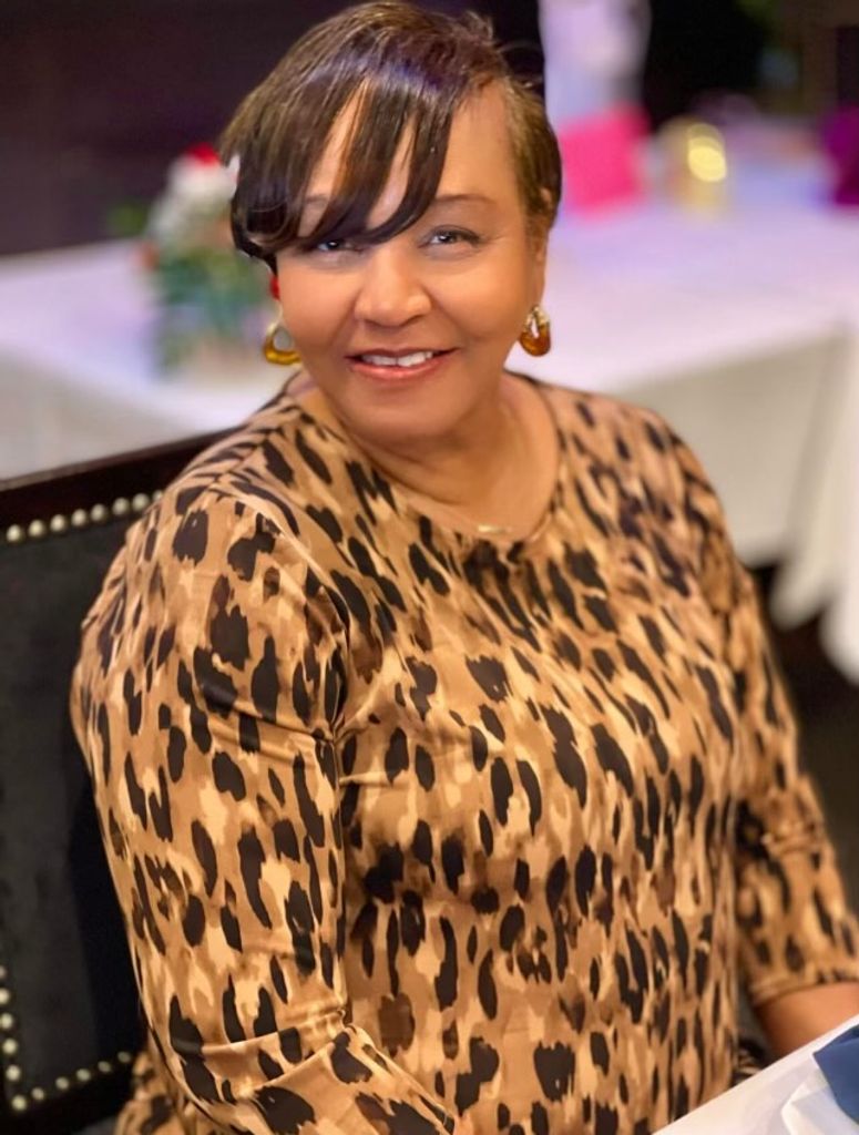 Carolyn Daniels Holloway Profile Photo