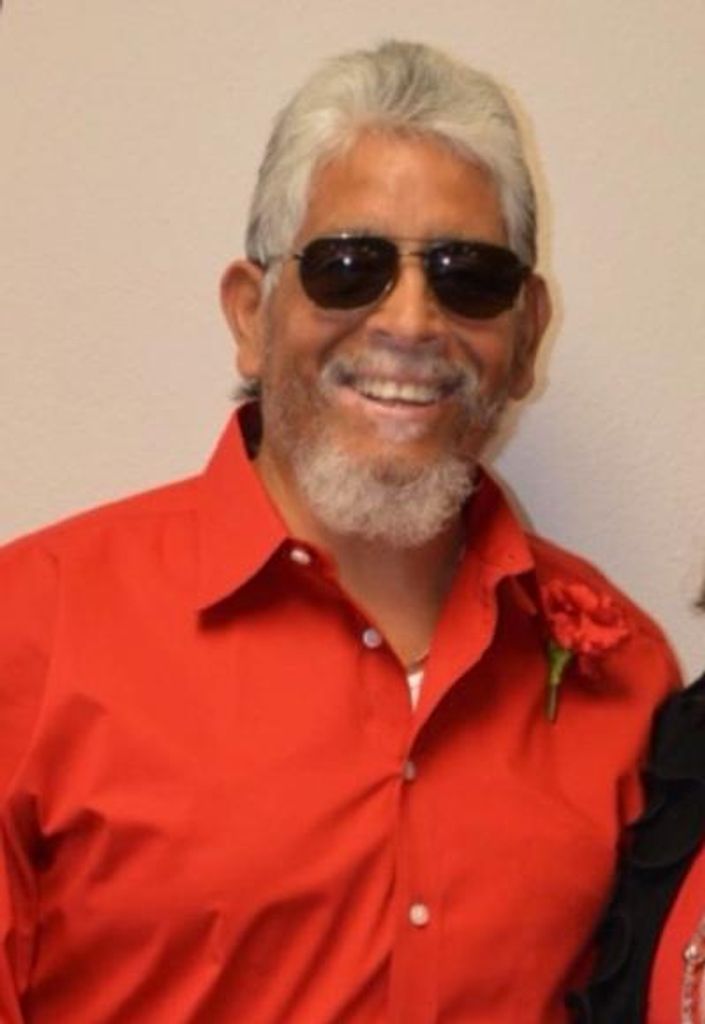 Ricardo Luna Profile Photo