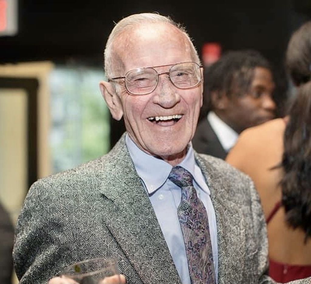 Robert "Bob" Chenault