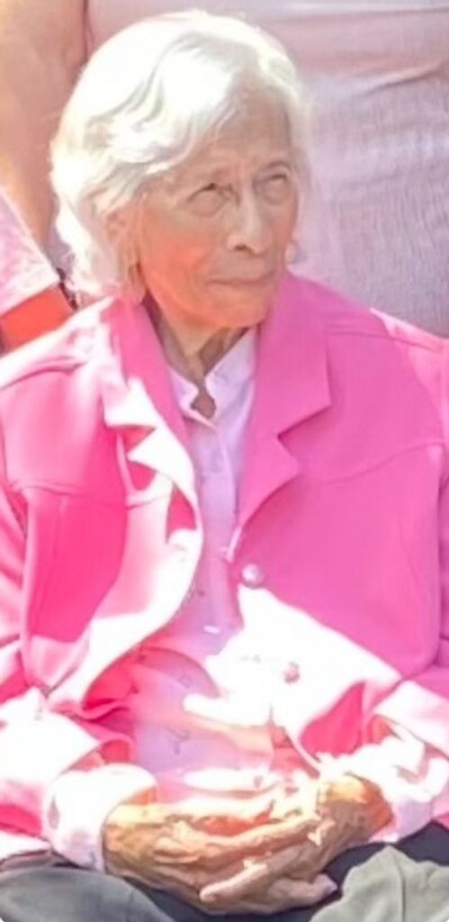 Guadalupe R. Moreno