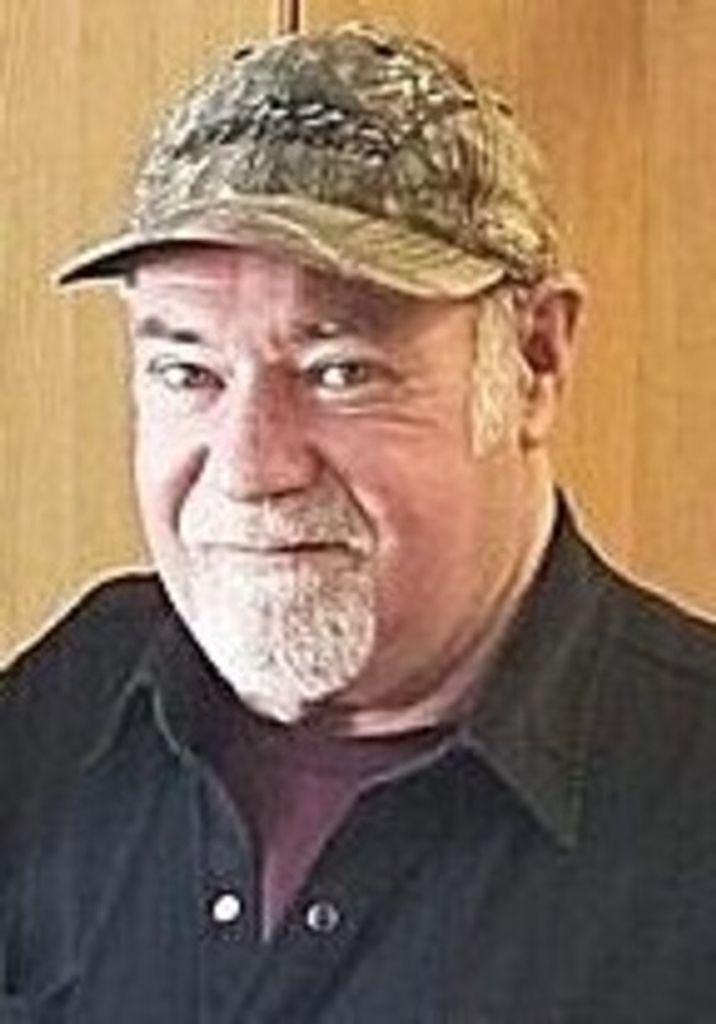 Stephen Adams Profile Photo