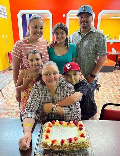 Maria Guadalupe Salinas photo gallery thumbnail 122 of 200