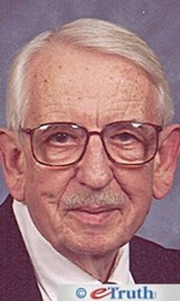 Leland L. "Lee" Stiver