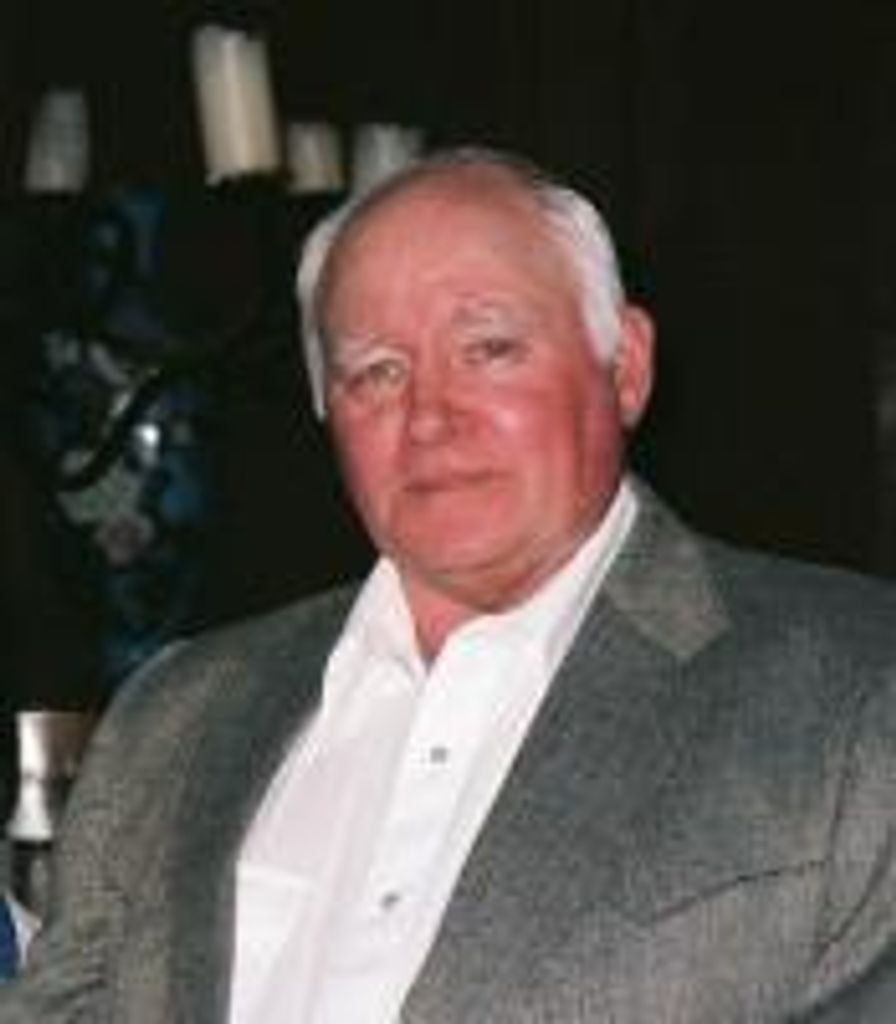 Michael Tucker