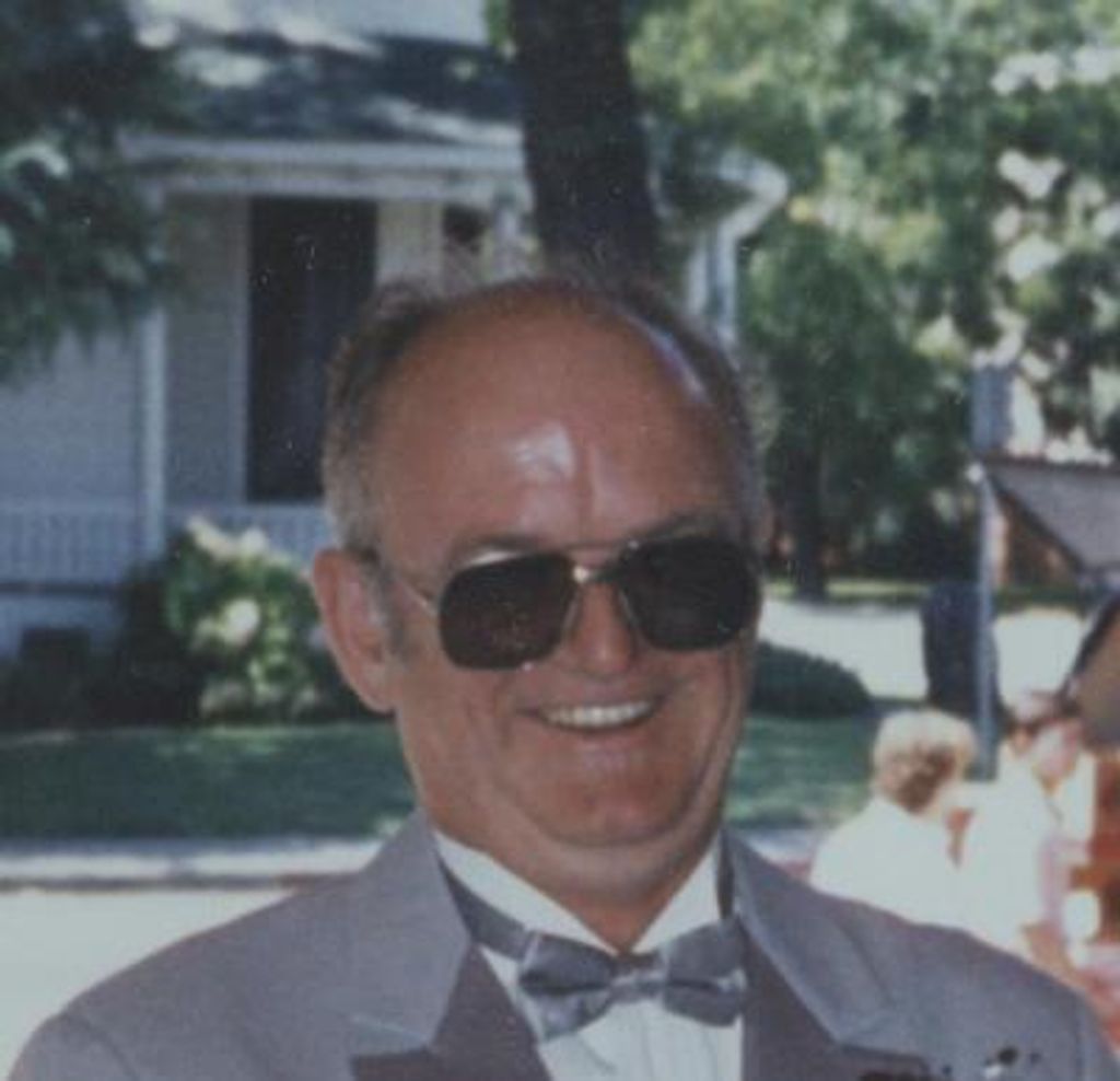 Johnston, Roy Everett