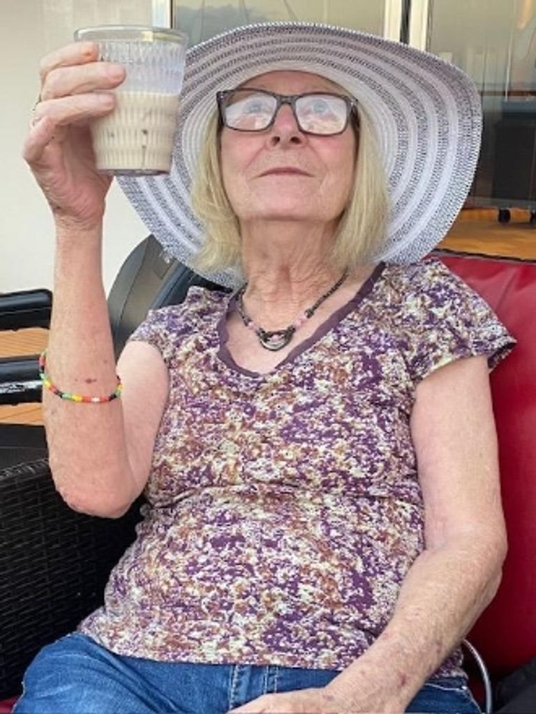 Brenda Johnston Profile Photo