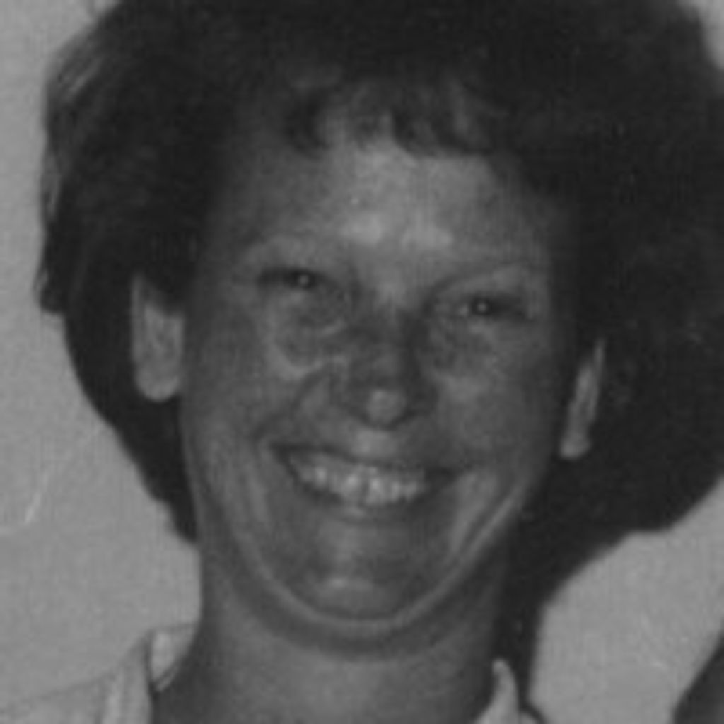 Anna Lou Hustak
