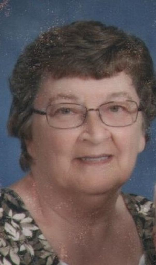 Mary Lou (Richards)  Mccabe