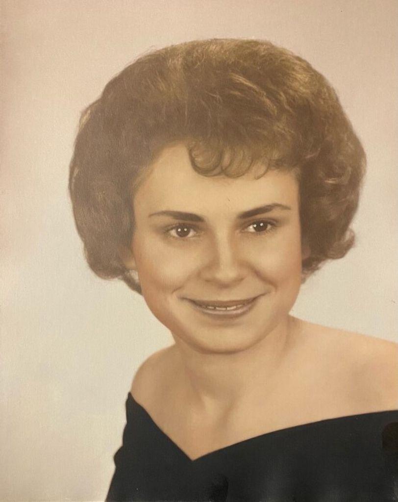 Glenda Hall