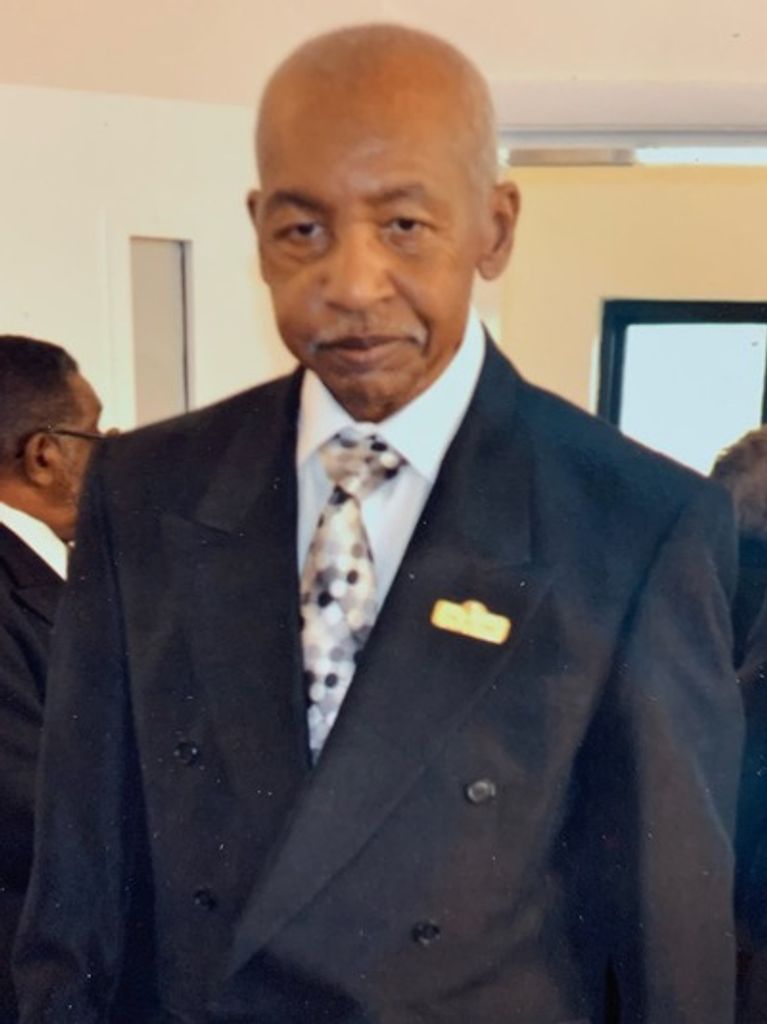 Winslor O'Neil Murray Profile Photo