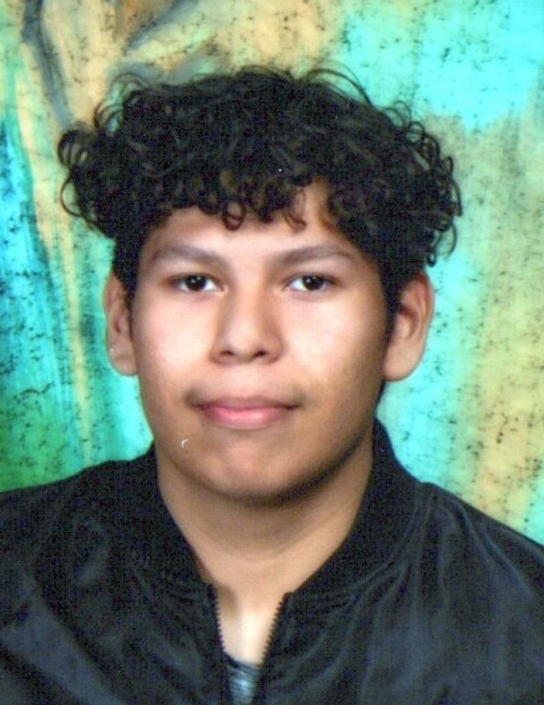Edwardo Paredes Cisneros