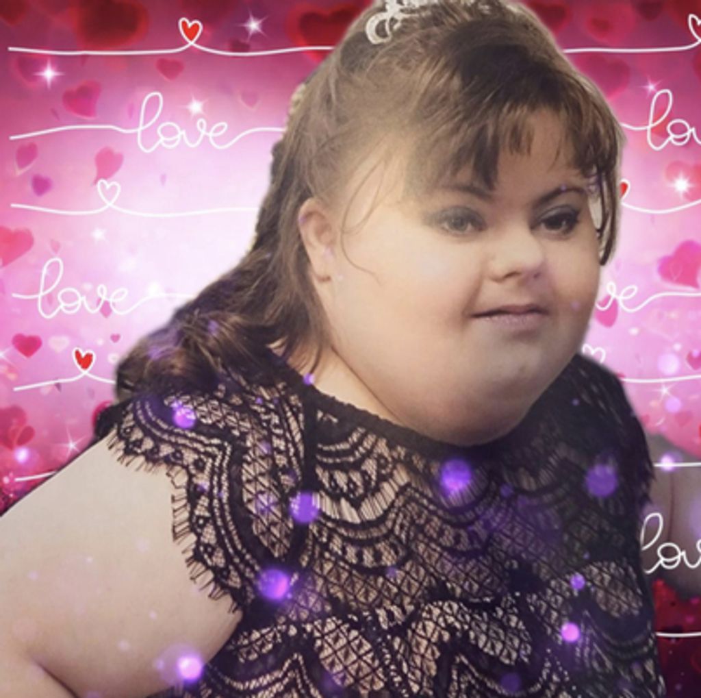 Angel Elyse Denoyer Profile Photo