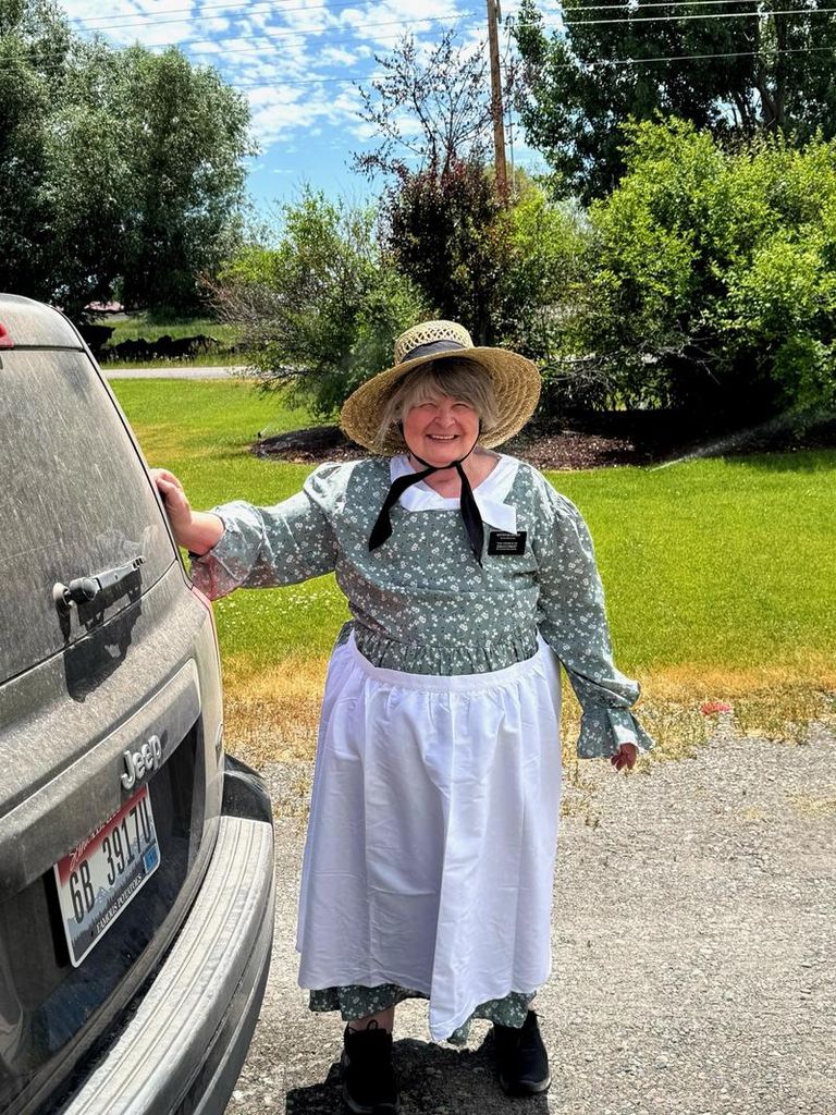 Sandra "Sandi" Mcintier