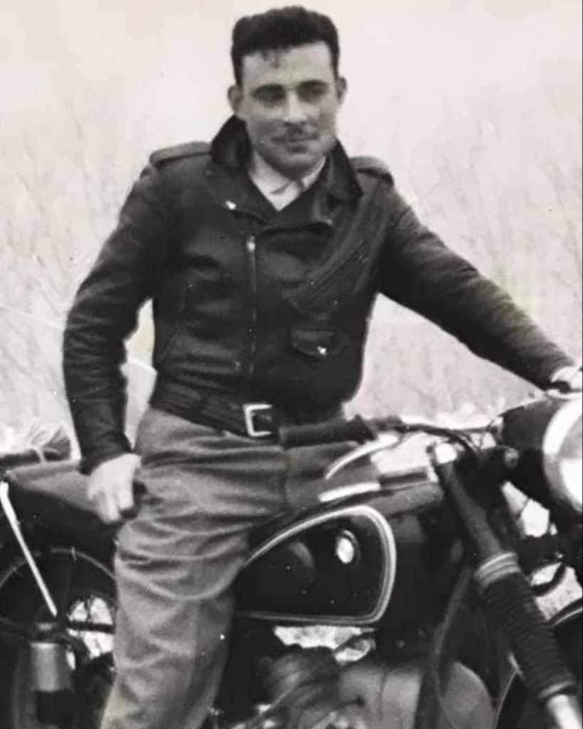Francis Ray