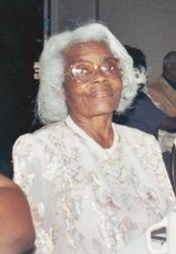 Ms. Veoria Washington