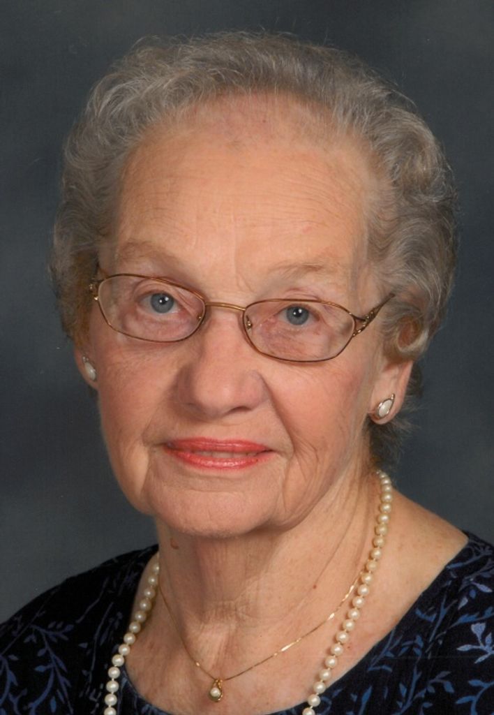 Elizabeth Anne "Betty" (Hoersten)  Daeger