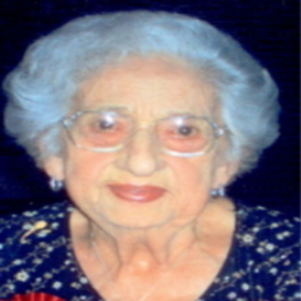 Julia L. Sousa