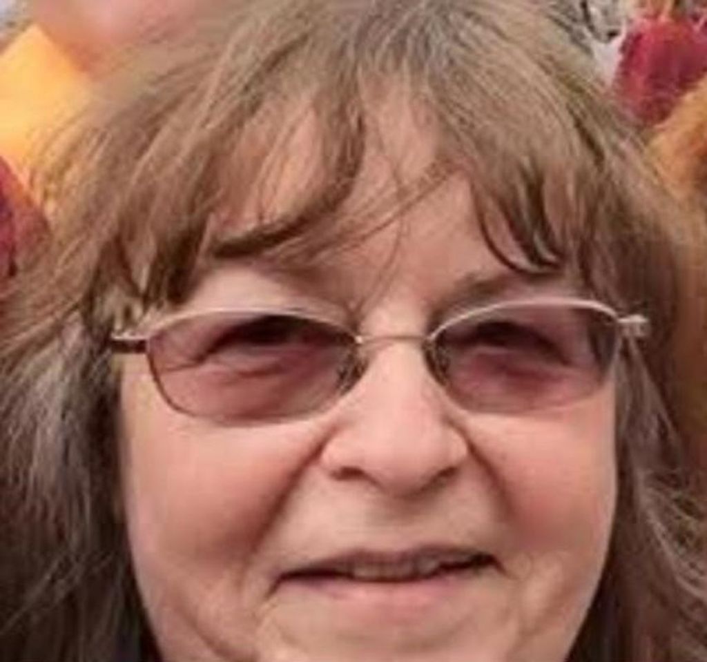 Mrs. Roxanne Cavin Profile Photo