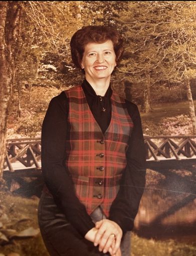 Photo of June Warren