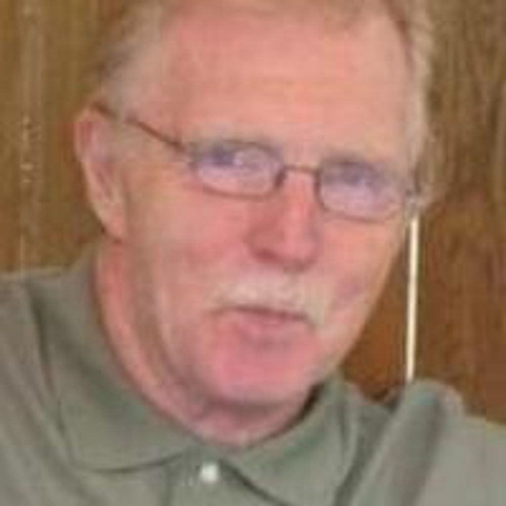 Houck, Frank “Red” Jr. Profile Photo