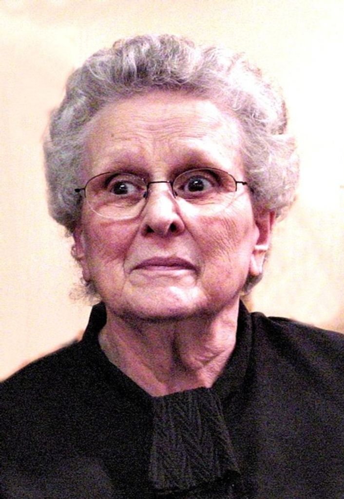 Georgia May Lyons Marshall Profile Photo