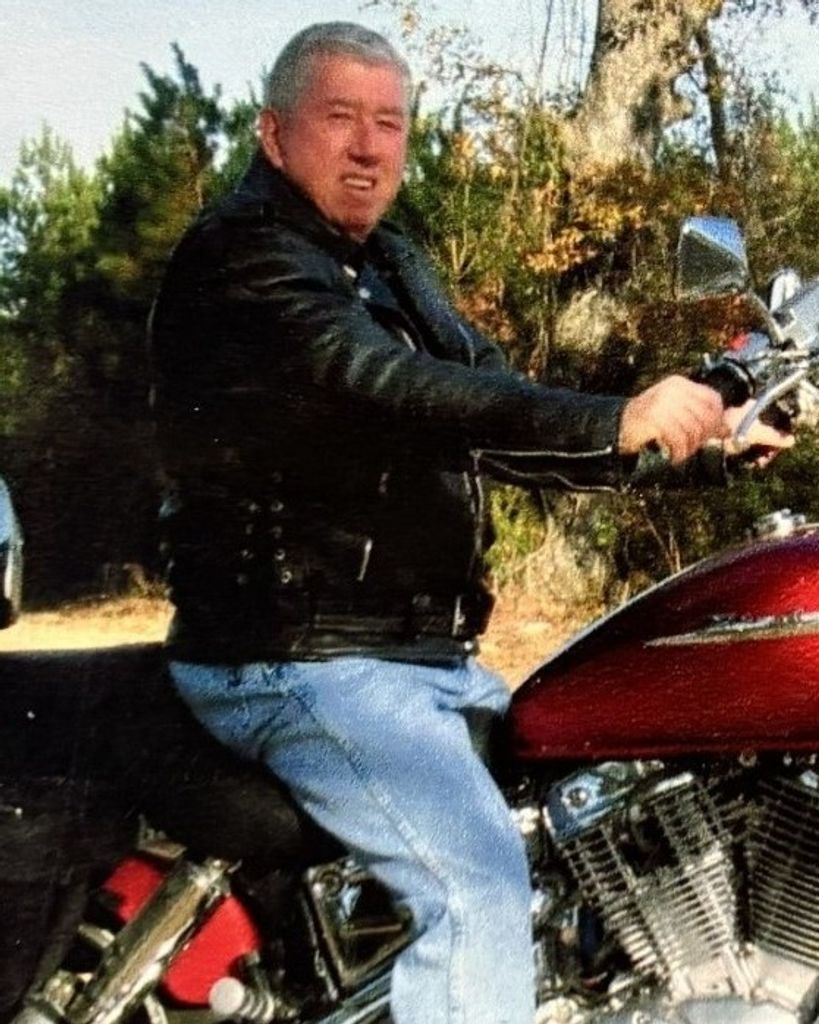 Robert Golson Bond Profile Photo