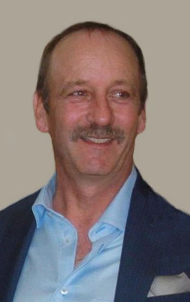 Amos John Volk Profile Photo