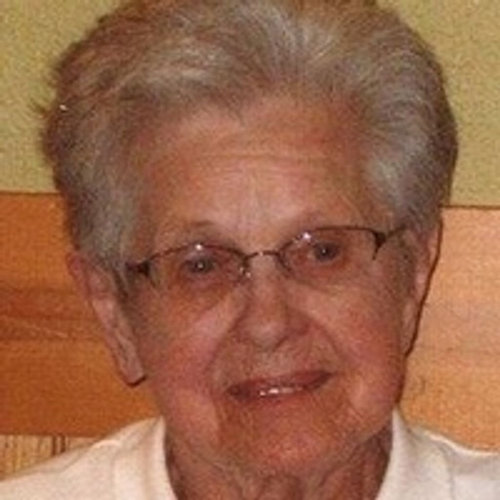 Delores M Desautel