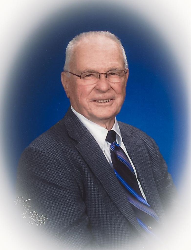 John T. Schildknecht Profile Photo