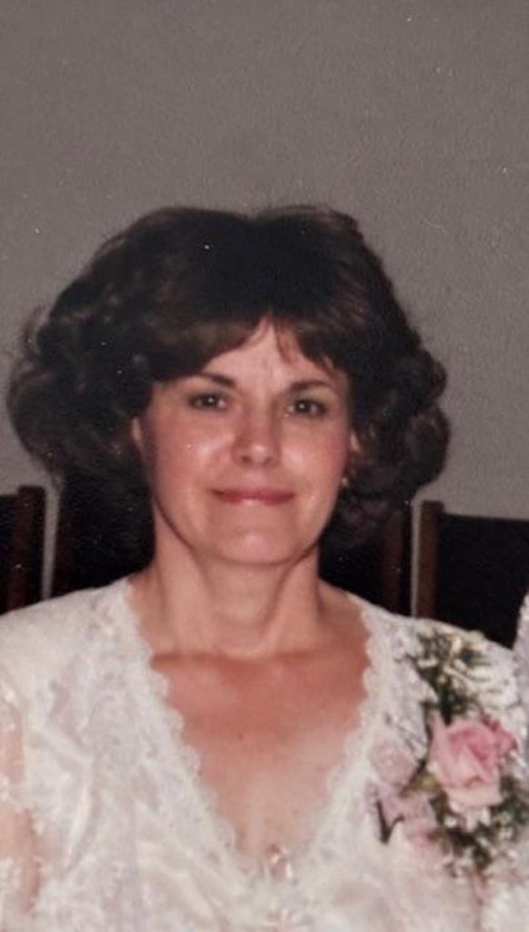 Linda Lou Folkler (Zenz)