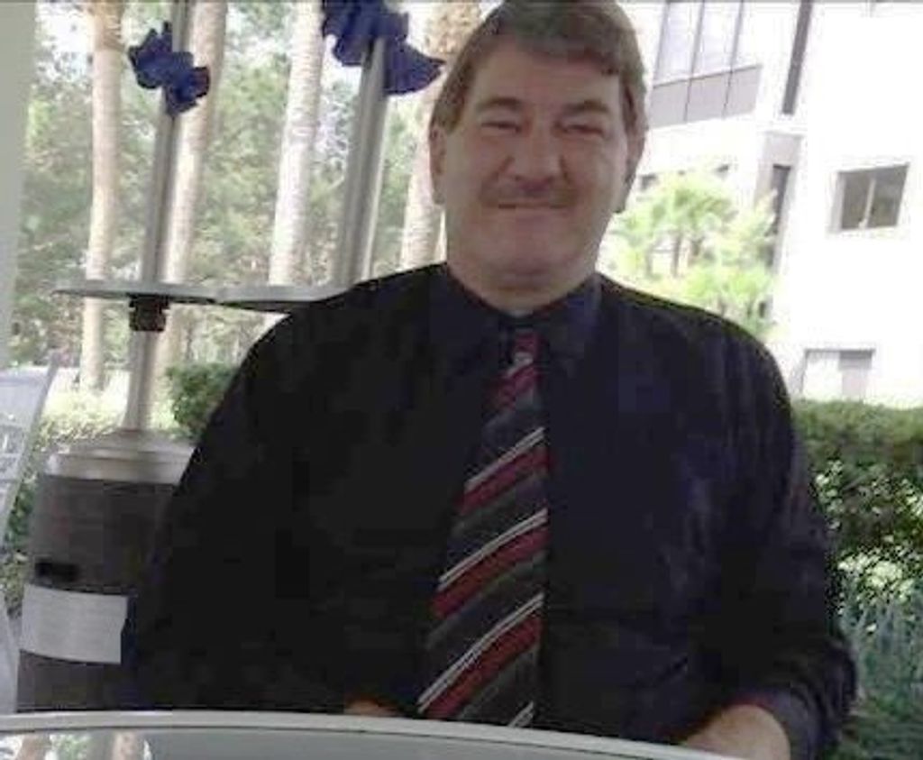 Charles W Pittman