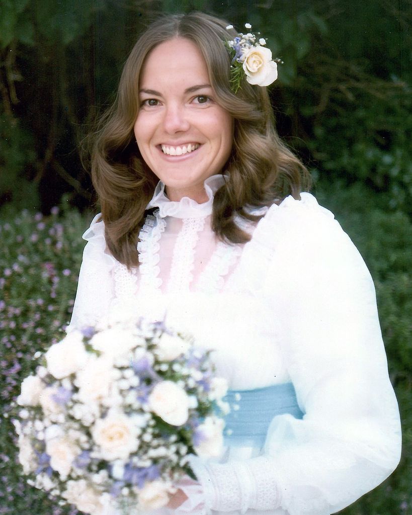 Laurie Eleanor Clark Profile Photo