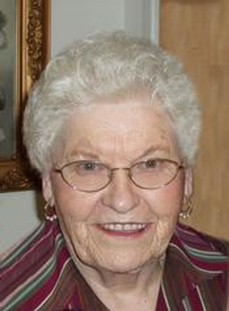 Beulah "Bea" Mae Lewis