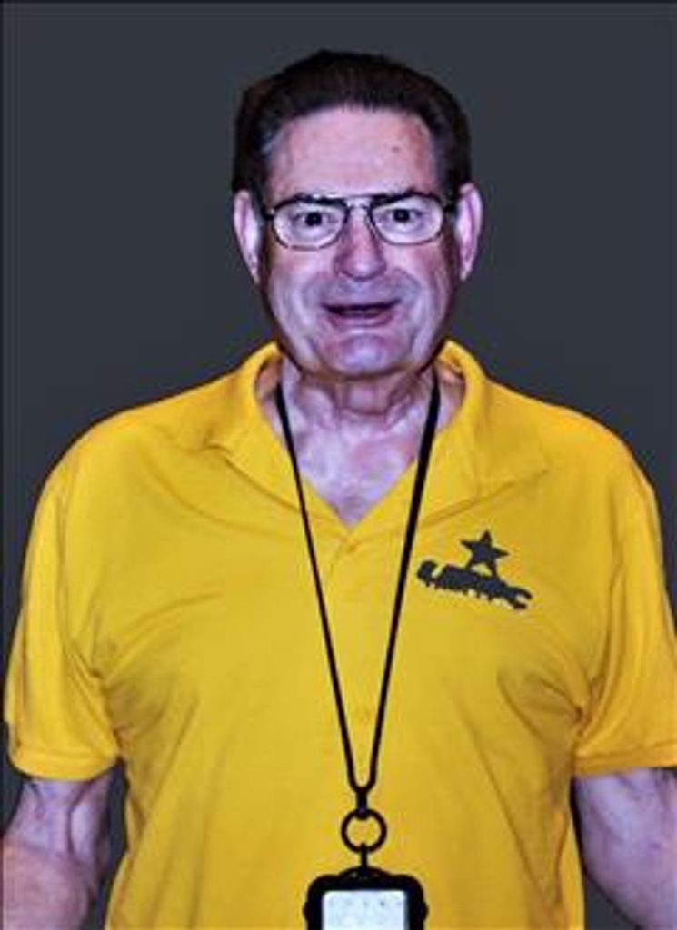 Carlos T Nixon Profile Photo