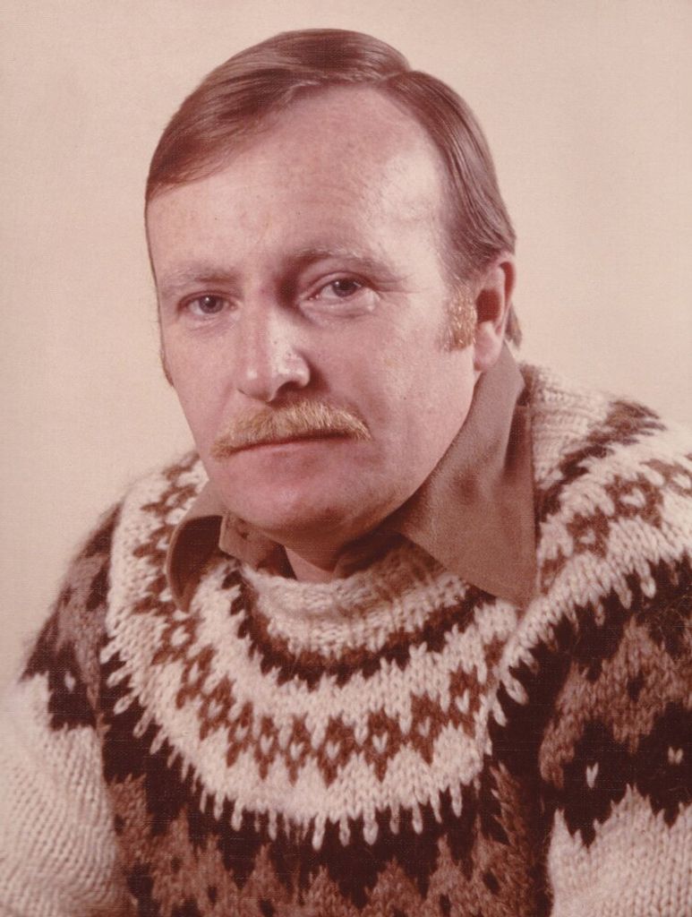 Christopher J. Gloeckner