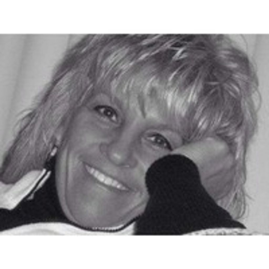 Linda J. Olszewski-Gonzalez Profile Photo