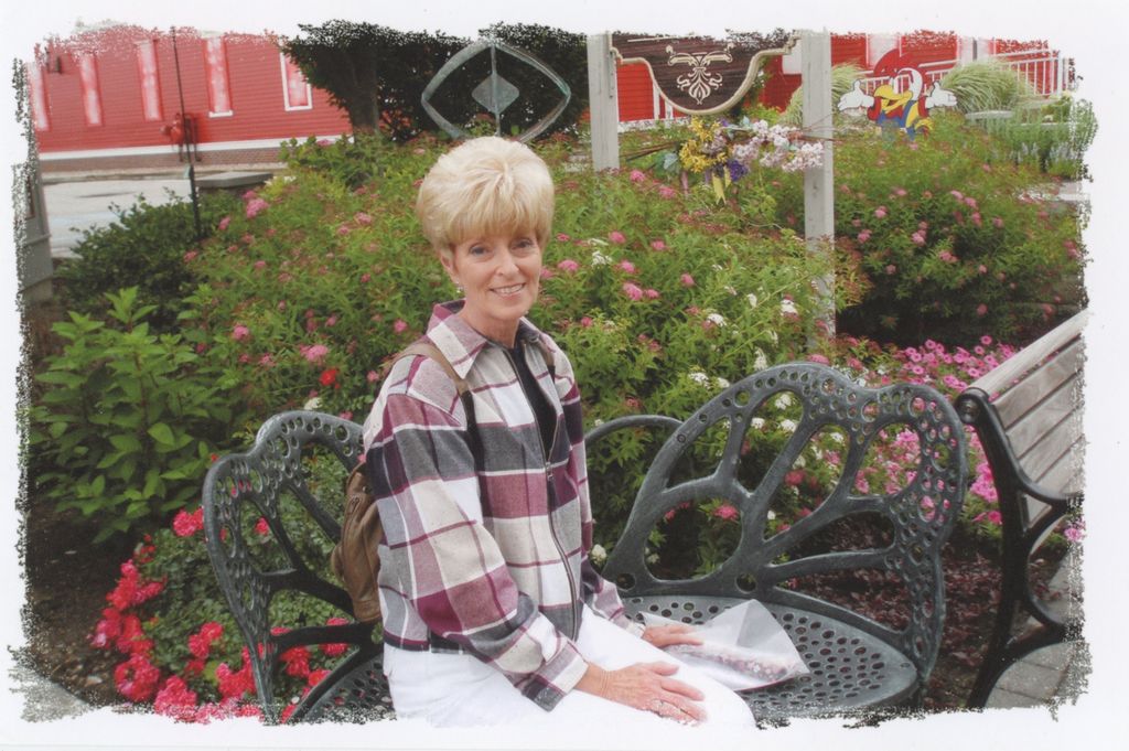 Martha Lindsey Mielke Profile Photo