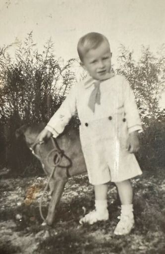 John Emory Seay photo gallery thumbnail 2 of 42