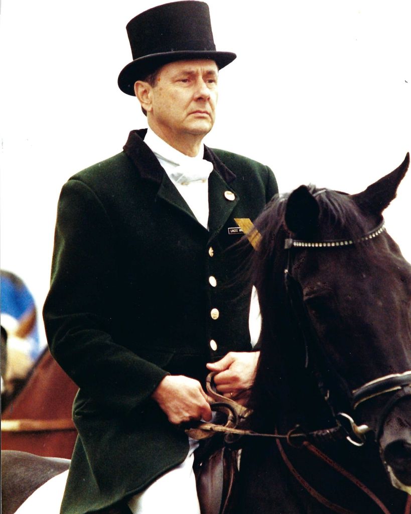 Linzee (John) Whittaker